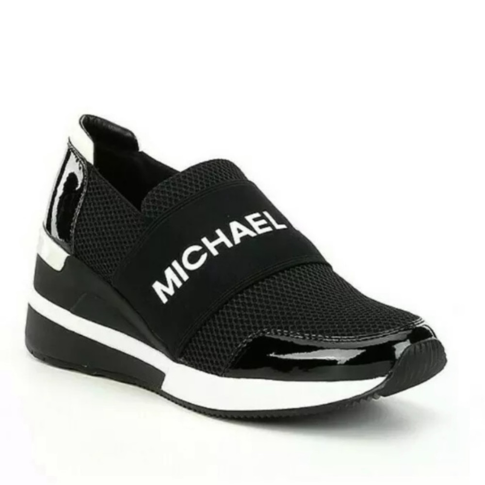 MICHAEL MK Wristlets - Picture 9 of 10